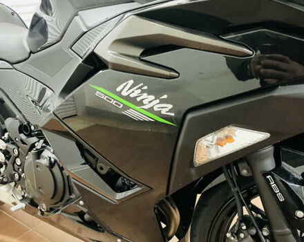 Черный Кавасаки Ninja 500, объемом двигателя 0.5 л и пробегом 5 тыс. км за 7500 $, фото 2 на Automoto.ua