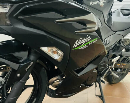 Черный Кавасаки Ninja 500, объемом двигателя 0.5 л и пробегом 5 тыс. км за 7500 $, фото 24 на Automoto.ua