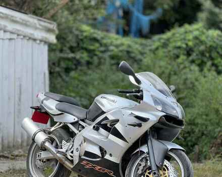 Кавасакі Ninja 600 ZX-6R, об'ємом двигуна 0.6 л та пробігом 33 тис. км за 3499 $, фото 4 на Automoto.ua