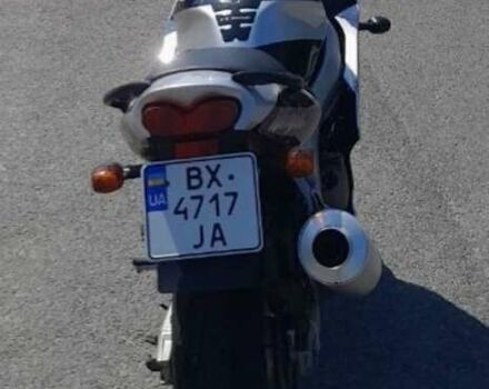 Кавасаки Ninja 600 ZX-6R 2000 в Хмельницком на Automoto.ua Серый Кавасаки Ninja 600 ZX-6R, объемом двигателя 0.6 л и пробегом 42 тыс. км за 3600 $, фото 4 на Automoto.ua