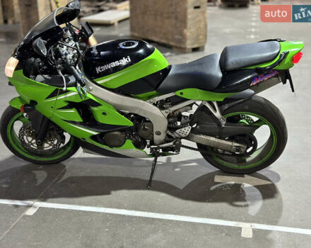 Зелений Кавасакі Ninja 600 ZX-6R, об'ємом двигуна 0.6 л та пробігом 33 тис. км за 4000 $, фото 4 на Automoto.ua