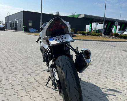 Білий Кавасакі Ninja 636 ZX-6R, об'ємом двигуна 0.65 л та пробігом 8 тис. км за 14500 $, фото 2 на Automoto.ua