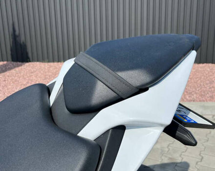 Білий Кавасакі Ninja 636 ZX-6R, об'ємом двигуна 0.65 л та пробігом 8 тис. км за 14500 $, фото 19 на Automoto.ua