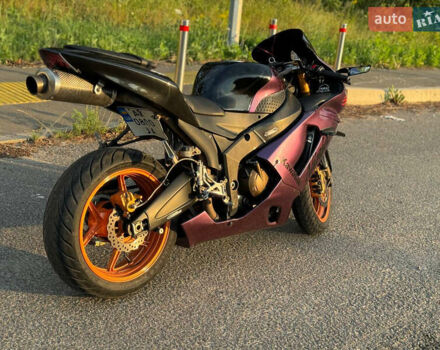 Черный Кавасаки Ninja 636 ZX-6R, объемом двигателя 0.64 л и пробегом 100 тыс. км за 6000 $, фото 1 на Automoto.ua