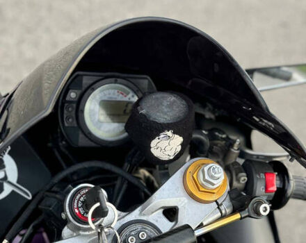 Черный Кавасаки Ninja 636 ZX-6R, объемом двигателя 0.64 л и пробегом 100 тыс. км за 6000 $, фото 8 на Automoto.ua