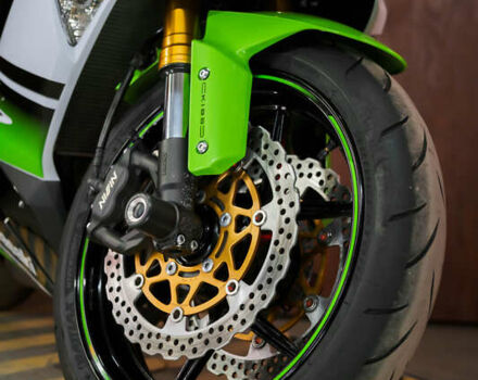 Кавасаки Ninja 636 ZX-6R, объемом двигателя 0.63 л и пробегом 28 тыс. км за 11500 $, фото 12 на Automoto.ua