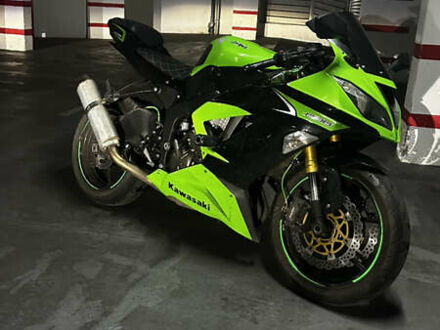 Кавасаки Ninja 636 ZX-6R, объемом двигателя 0 л и пробегом 40 тыс. км за 5900 $, фото 1 на Automoto.ua