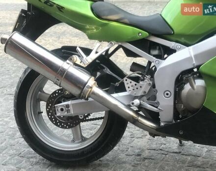 Зеленый Кавасаки Ninja 636 ZX-6R, объемом двигателя 0.65 л и пробегом 32 тыс. км за 4200 $, фото 10 на Automoto.ua