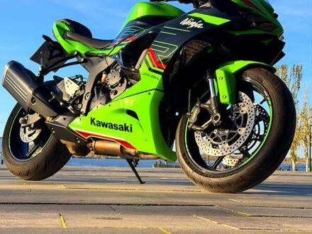 Зеленый Кавасаки Ninja 636 ZX-6R, объемом двигателя 0 л и пробегом 14 тыс. км за 14999 $, фото 1 на Automoto.ua