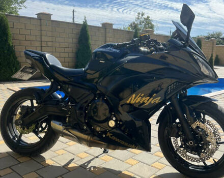 Черный Кавасаки Ninja 650R, объемом двигателя 0.65 л и пробегом 30 тыс. км за 6100 $, фото 5 на Automoto.ua