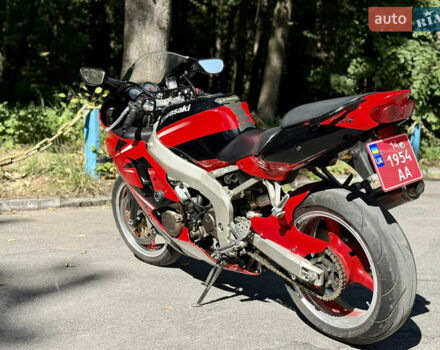 Красный Кавасаки Ninja ZX-6R, объемом двигателя 0.6 л и пробегом 33 тыс. км за 4000 $, фото 6 на Automoto.ua
