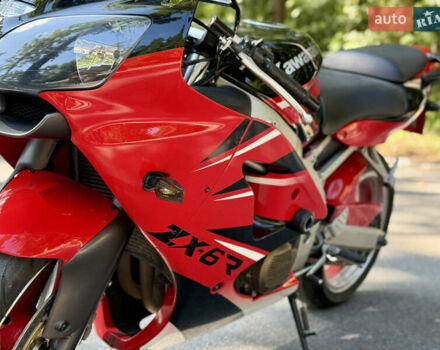 Красный Кавасаки Ninja ZX-6R, объемом двигателя 0.6 л и пробегом 33 тыс. км за 4000 $, фото 17 на Automoto.ua
