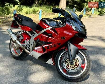 Красный Кавасаки Ninja ZX-6R, объемом двигателя 0.6 л и пробегом 33 тыс. км за 4000 $, фото 1 на Automoto.ua