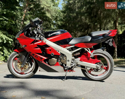 Красный Кавасаки Ninja ZX-6R, объемом двигателя 0.6 л и пробегом 33 тыс. км за 4000 $, фото 4 на Automoto.ua