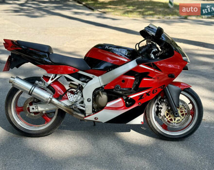 Красный Кавасаки Ninja ZX-6R, объемом двигателя 0.6 л и пробегом 33 тыс. км за 4000 $, фото 23 на Automoto.ua