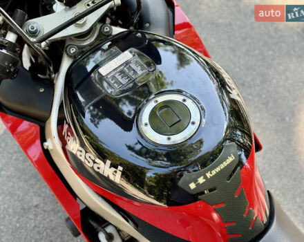 Красный Кавасаки Ninja ZX-6R, объемом двигателя 0.6 л и пробегом 33 тыс. км за 4000 $, фото 20 на Automoto.ua