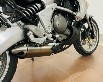 Черный Кавасаки Versys 650, объемом двигателя 0.65 л и пробегом 50 тыс. км за 4900 $, фото 2 на Automoto.ua