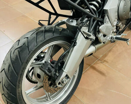 Черный Кавасаки Versys 650, объемом двигателя 0.65 л и пробегом 50 тыс. км за 4900 $, фото 14 на Automoto.ua