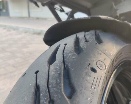 Черный Кавасаки Versys 650, объемом двигателя 0.65 л и пробегом 33 тыс. км за 5400 $, фото 7 на Automoto.ua