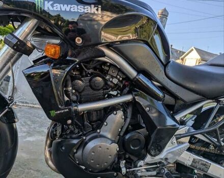 Черный Кавасаки Versys 650, объемом двигателя 0.65 л и пробегом 46 тыс. км за 3600 $, фото 3 на Automoto.ua