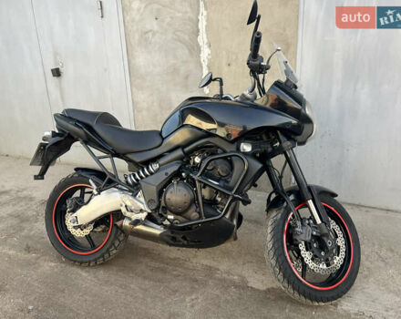 Черный Кавасаки Versys 650, объемом двигателя 0.65 л и пробегом 61 тыс. км за 4200 $, фото 3 на Automoto.ua
