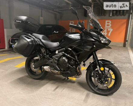 Черный Кавасаки Versys 650, объемом двигателя 0.65 л и пробегом 15 тыс. км за 11500 $, фото 3 на Automoto.ua