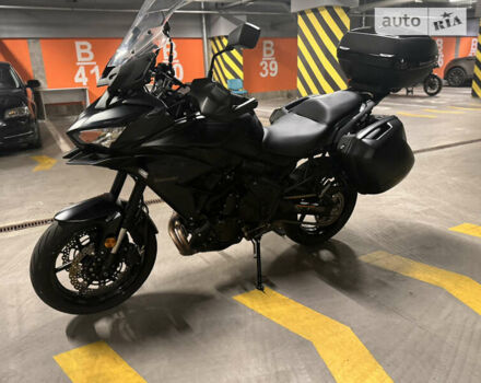 Черный Кавасаки Versys 650, объемом двигателя 0.65 л и пробегом 15 тыс. км за 11500 $, фото 6 на Automoto.ua
