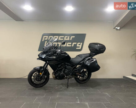 Черный Кавасаки Versys 650, объемом двигателя 0.65 л и пробегом 19 тыс. км за 10900 $, фото 5 на Automoto.ua