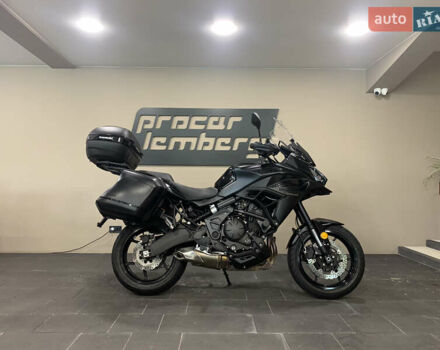 Черный Кавасаки Versys 650, объемом двигателя 0.65 л и пробегом 19 тыс. км за 10900 $, фото 12 на Automoto.ua