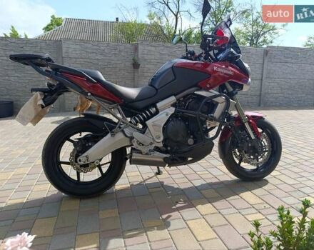 Красный Кавасаки Versys 650, объемом двигателя 0.65 л и пробегом 35 тыс. км за 5000 $, фото 26 на Automoto.ua