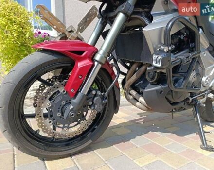Красный Кавасаки Versys 650, объемом двигателя 0.65 л и пробегом 35 тыс. км за 5000 $, фото 5 на Automoto.ua