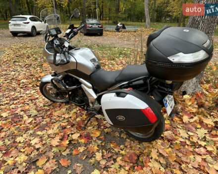 Кавасаки Versys 650 2006 в Чернигове на Automoto.ua Серый Кавасаки Versys 650, объемом двигателя 0.65 л и пробегом 61 тыс. км за 5000 $, фото 5 на Automoto.ua