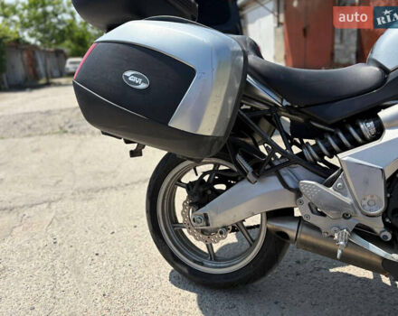 Серый Кавасаки Versys 650, объемом двигателя 0.65 л и пробегом 49 тыс. км за 4700 $, фото 17 на Automoto.ua