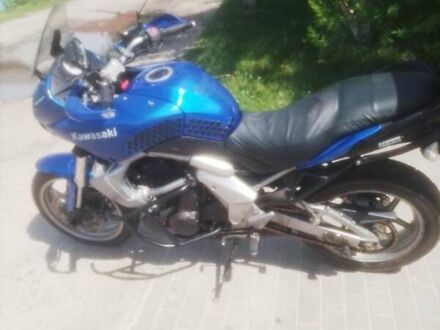 Кавасаки Versys 650 2007 в Глухове на Automoto.ua Синий Кавасаки Versys 650, объемом двигателя 0 л и пробегом 37 тыс. км за 4100 $, фото 1 на Automoto.ua