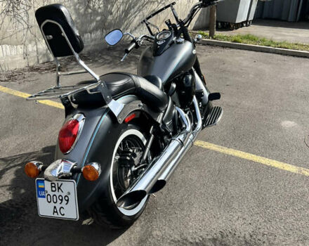 Серый Кавасаки VN 900, объемом двигателя 0.9 л и пробегом 3 тыс. км за 7600 $, фото 1 на Automoto.ua