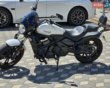 Белый Кавасаки Vulcan 650S, объемом двигателя 0.65 л и пробегом 27 тыс. км за 6799 $, фото 1 на Automoto.ua
