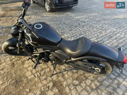 Черный Кавасаки Vulcan 650S, объемом двигателя 0.65 л и пробегом 4 тыс. км за 7500 $, фото 1 на Automoto.ua
