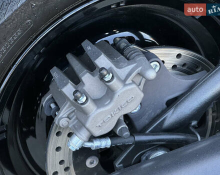 Серый Кавасаки Vulcan 900, объемом двигателя 0.9 л и пробегом 5 тыс. км за 6999 $, фото 10 на Automoto.ua