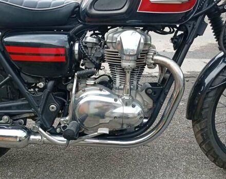 Серый Кавасаки W 650, объемом двигателя 0.65 л и пробегом 40 тыс. км за 5000 $, фото 1 на Automoto.ua