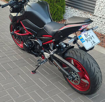 Чорний Кавасакі Z900, об'ємом двигуна 0.95 л та пробігом 10 тис. км за 11700 $, фото 4 на Automoto.ua