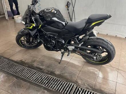 Кавасакі Z900 2024 у Києві на Automoto.ua Чорний Кавасакі Z900, об'ємом двигуна 0.95 л та пробігом 1 тис. км за 12900 $, фото 1 на Automoto.ua