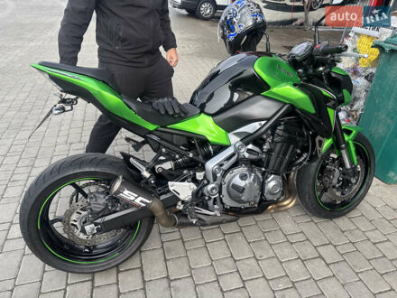 Кавасаки Z900 2019 в Киеве на Automoto.ua Кавасаки Z900, объемом двигателя 0.9 л и пробегом 13 тыс. км за 4200 $, фото 1 на Automoto.ua