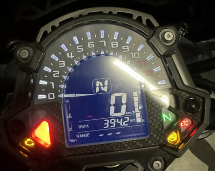 Серый Кавасаки Z900, объемом двигателя 0.9 л и пробегом 9 тыс. км за 9950 $, фото 10 на Automoto.ua