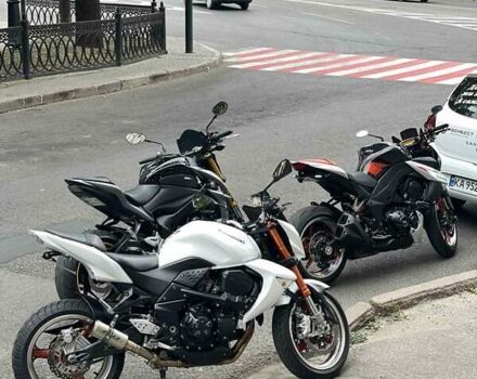 Белый Кавасаки Z 1000, объемом двигателя 1 л и пробегом 29 тыс. км за 7200 $, фото 8 на Automoto.ua