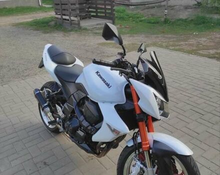 Белый Кавасаки Z 1000, объемом двигателя 1 л и пробегом 29 тыс. км за 7200 $, фото 4 на Automoto.ua