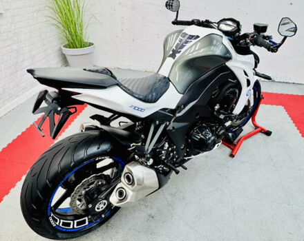 Белый Кавасаки Z 1000, объемом двигателя 1 л и пробегом 16 тыс. км за 12500 $, фото 7 на Automoto.ua