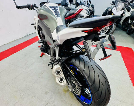 Белый Кавасаки Z 1000, объемом двигателя 1 л и пробегом 16 тыс. км за 12500 $, фото 29 на Automoto.ua