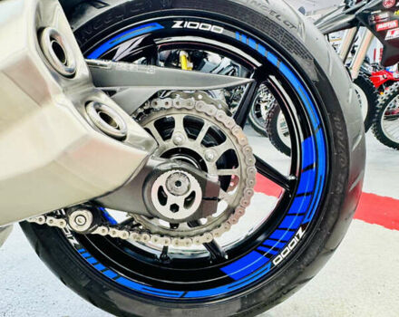 Белый Кавасаки Z 1000, объемом двигателя 1 л и пробегом 16 тыс. км за 12500 $, фото 17 на Automoto.ua