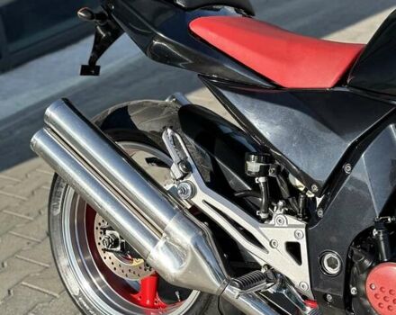 Черный Кавасаки Z 1000, объемом двигателя 1 л и пробегом 34 тыс. км за 5599 $, фото 14 на Automoto.ua