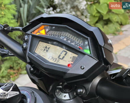 Черный Кавасаки Z 1000, объемом двигателя 1.04 л и пробегом 17 тыс. км за 10999 $, фото 17 на Automoto.ua